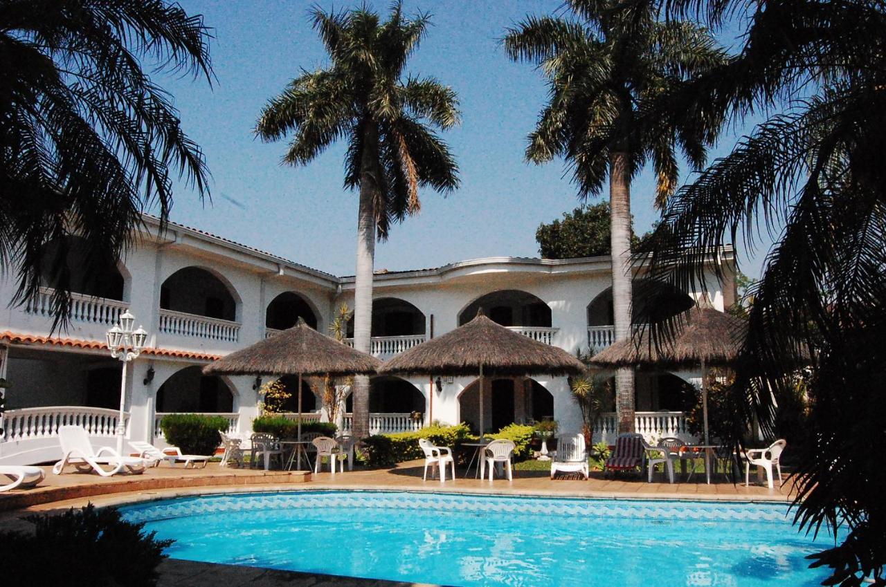 Hotel Bavaria อะซุนซิออง ภายนอก รูปภาพ